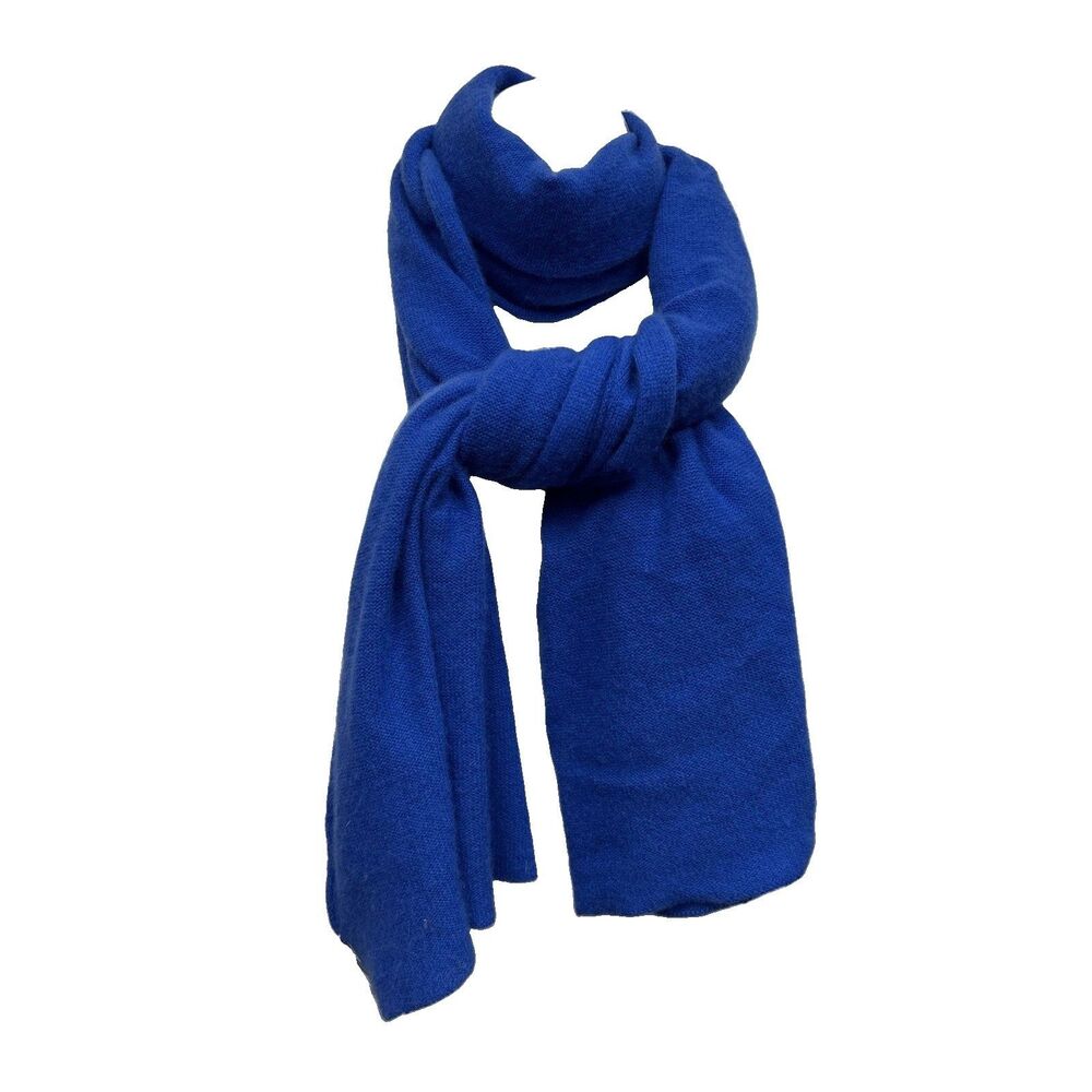 White + Warren Cashmere electric blue unisex knit scarf 20X80” Flaw